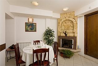 Gallery Art Hotel Pleven Luaran gambar